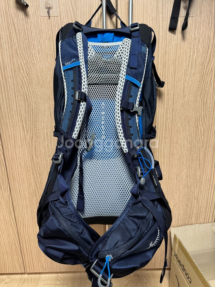 오스프리 스트라토스 24L 블루--4
