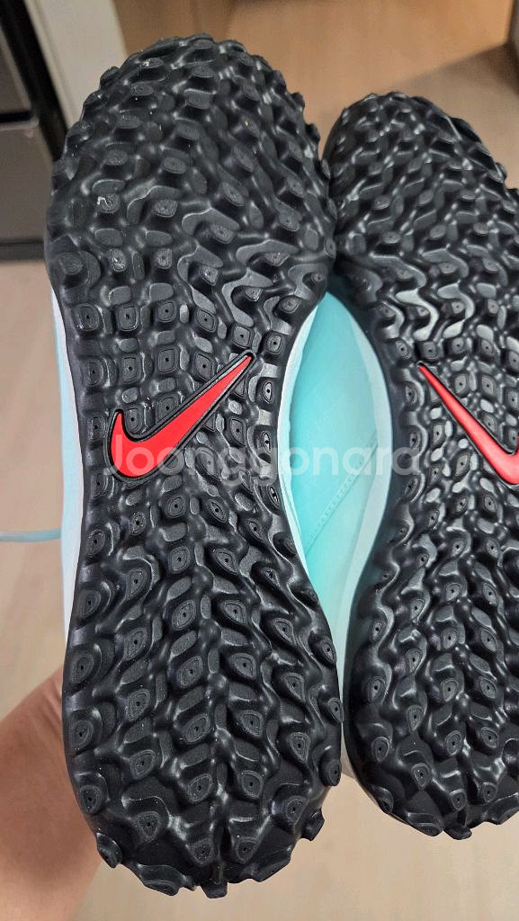나이키 팬텀 GX 2 풋살화 새상품 270mm--3
