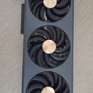 조텍 amp 5090판매합니다.