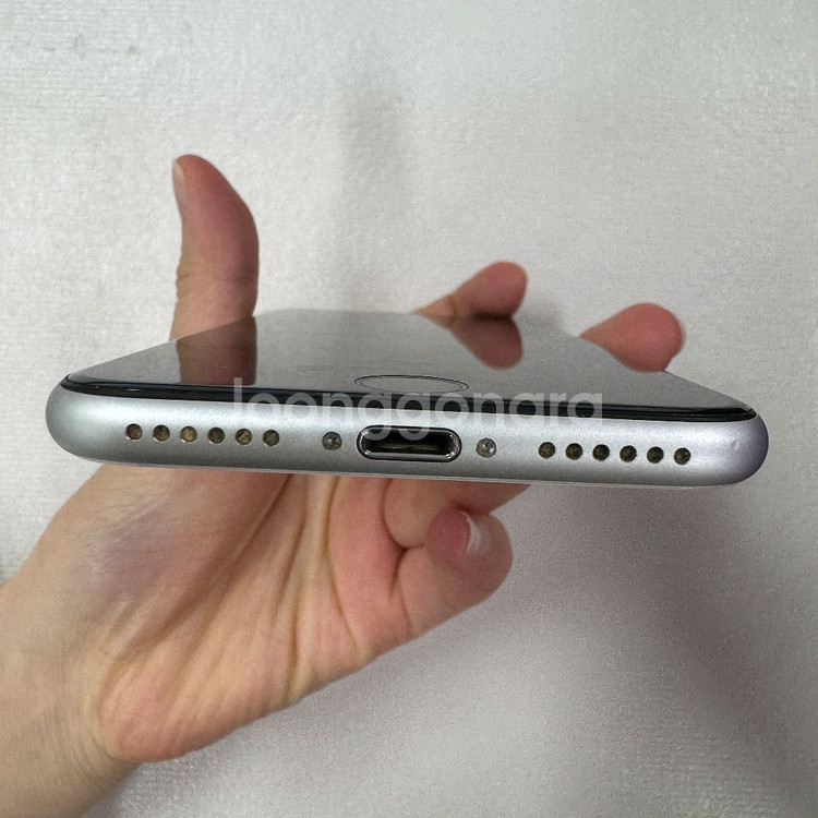 아이폰SE2 64기가 공기계중고폰학생폰서브폰알뜰폰퀵가능--5
