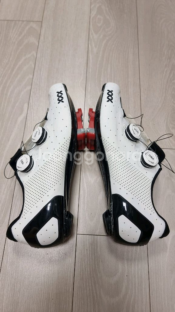 본트레거 XXX 로드 클릿슈즈--3