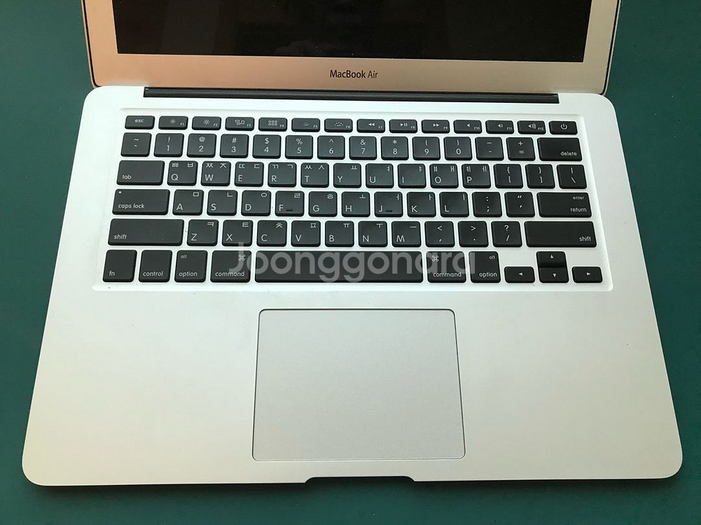 부품용 맥북에어 a1466(케이스1개,배터리2개) 팝니--2