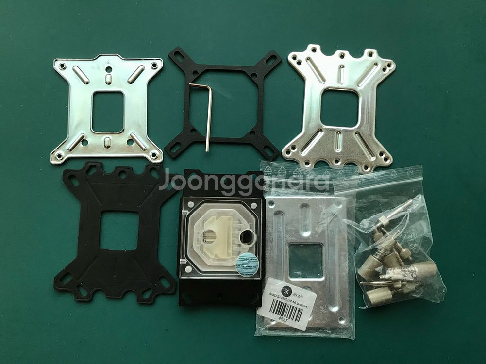 커스텀 수냉부품 팝니다(ek,비츠파워,쿨랜스등)--0