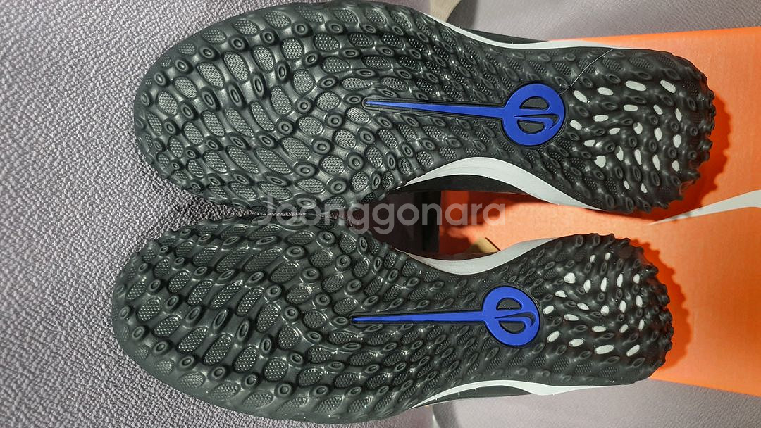 나이키 티엠포 레전드 10 프로 TF--5