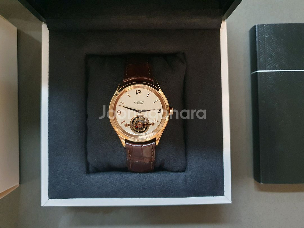 몽블랑 뚜르비옹 헤리티지 크로노매트리_신세계 강남점--1