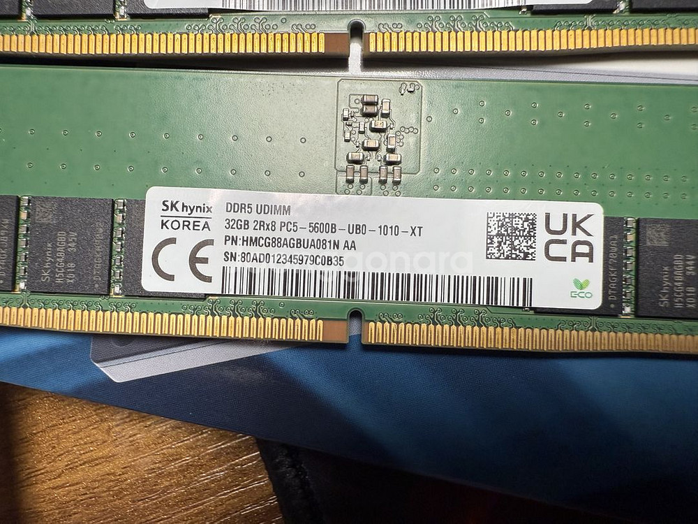 SK 하이닉스 DDR5-5600 32g x 2개 팝니다--0