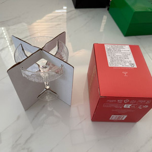 네스프레소 바리스타 커피컵 팝니다