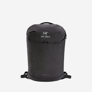 아크테릭스 컨실 15 블랙