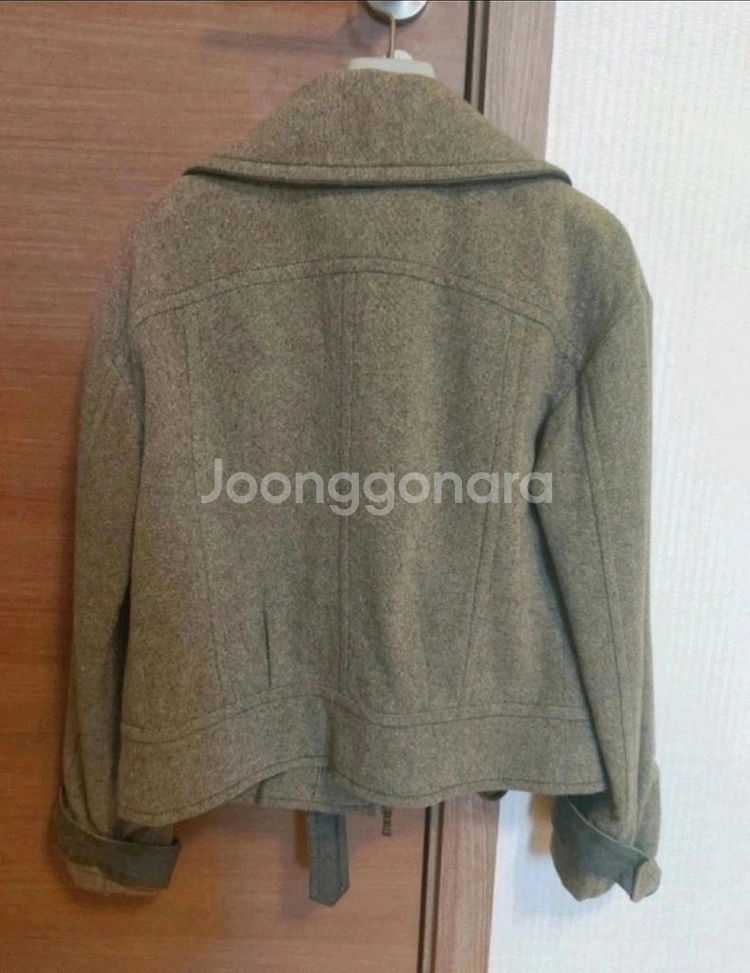 여성 여자 브랜드 점퍼 자켓 숏코트--1