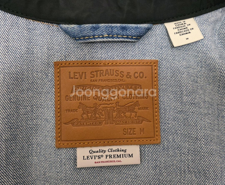 리바이스 데님자켓. M 실착용L-100.--3