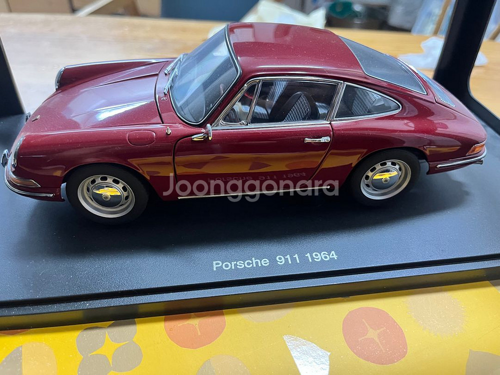 1/18 오토아트 포르쉐 911 1964--0