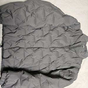 블랙야크 패딩 XXL 아주 이쁨