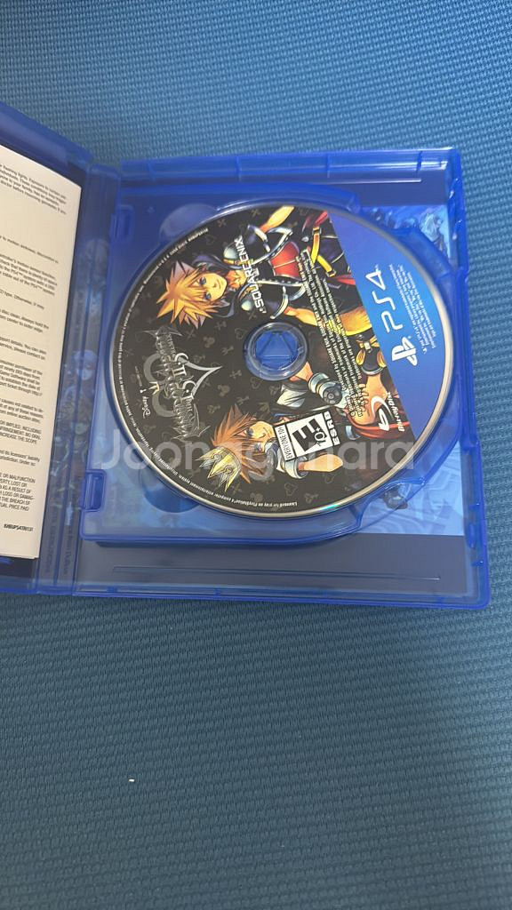ps4 킹덤하츠 더 스토리 소파--1