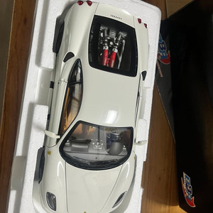 1/18 BBR 페라리 F430 화이트 제품