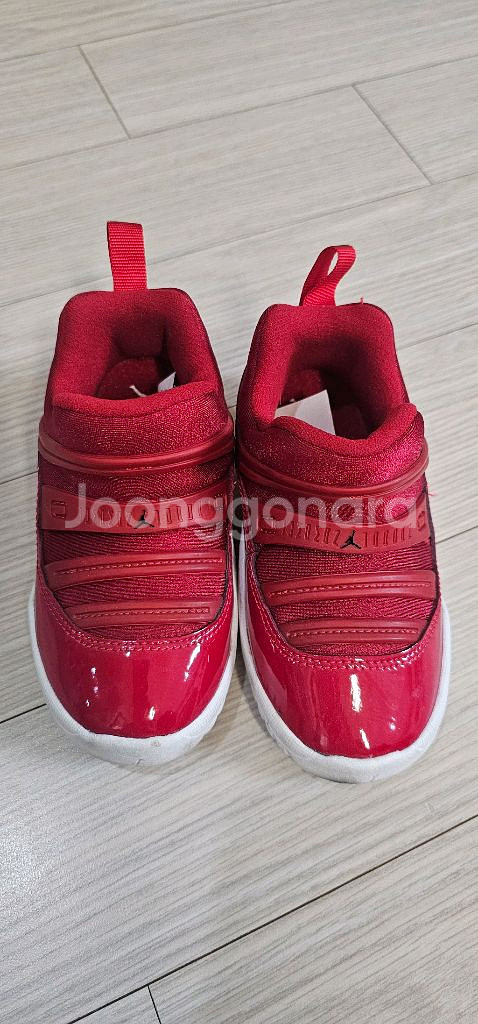 나이키조던 11 레드 나이키키즈 신발 140 사이즈--0