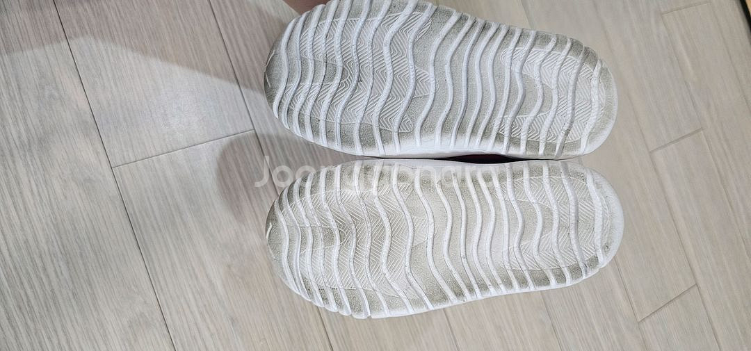 나이키조던 11 레드 나이키키즈 신발 140 사이즈--4