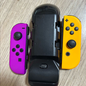 스위치1 정품 조이콘 팝니다 (고구마)