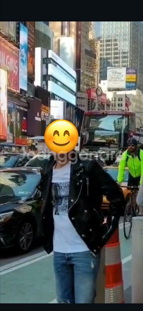 버버리 가죽 라이더 자켓--9