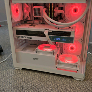 9800x3d, rtx5080 화이트본체팝니다