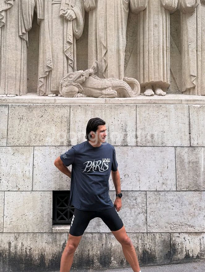 UVU 파리잉크블루 반팔티셔츠--1