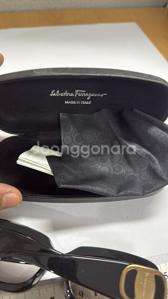 페라가모 선글라스--2