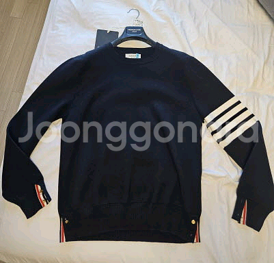 톰브라운 밀라노스티치 니트 4사이즈--0