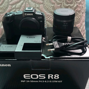 캐논 EOS R8 + RF 24-50mm 렌즈