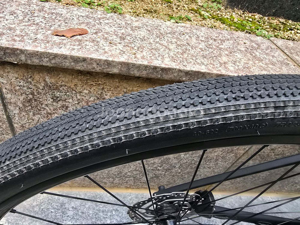 25년형 트렉 FX4 하이브리드 L팝니다.--6