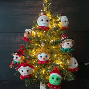 손뜨개 크리스마스 오너먼트 가랜드