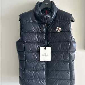 정품 몽클레어 가니 패딩 조끼 네이비 1사이즈 새상품