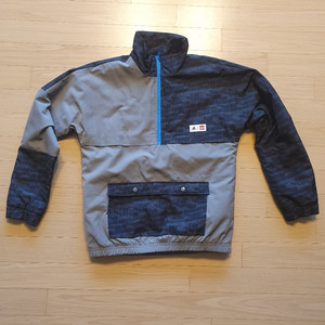 아디다스 두께감있는 바람막이