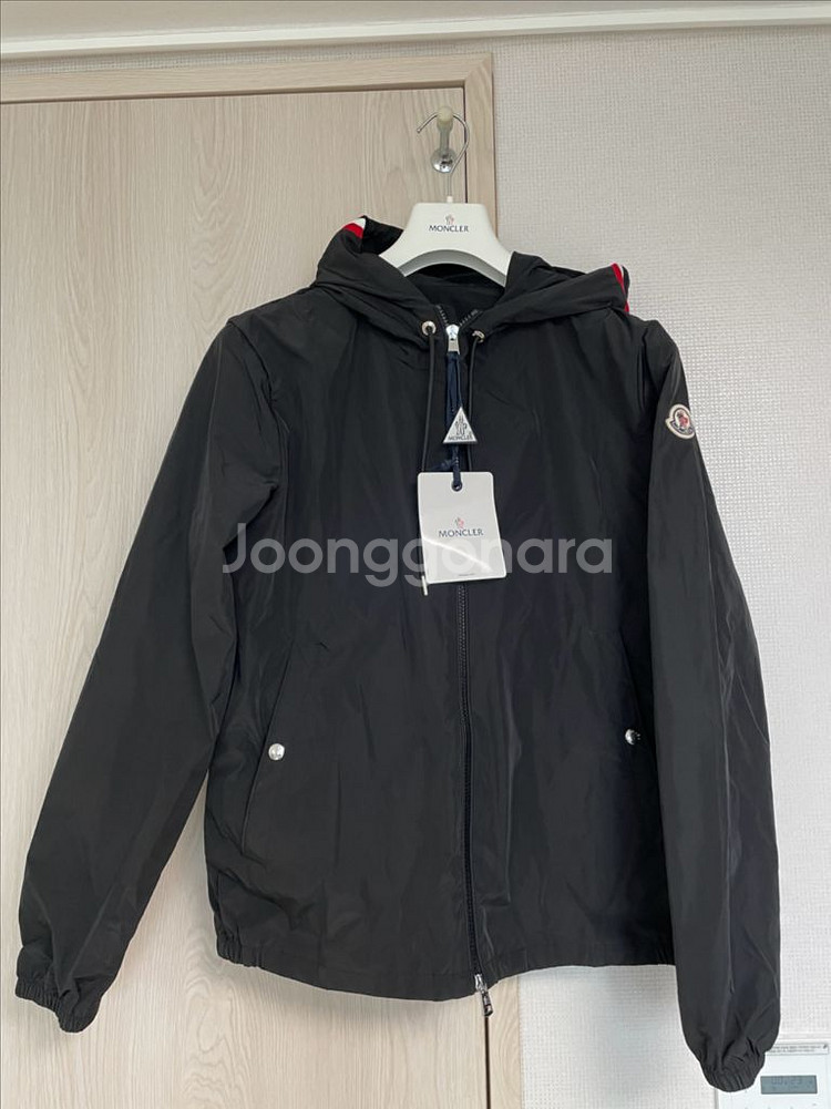 [새상품] 몽클레어 블랙 GRIMPEURS자켓 2사이즈--1