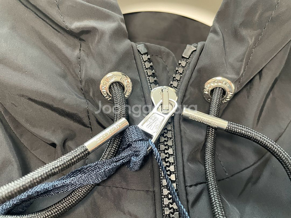 [새상품] 몽클레어 블랙 GRIMPEURS자켓 2사이즈--5