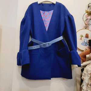 럭키슈에뜨 블루 프릴라인 울 자켓