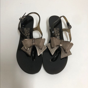 (225사이즈)페라가모 정품 썬샤인 젤리 샌들 5