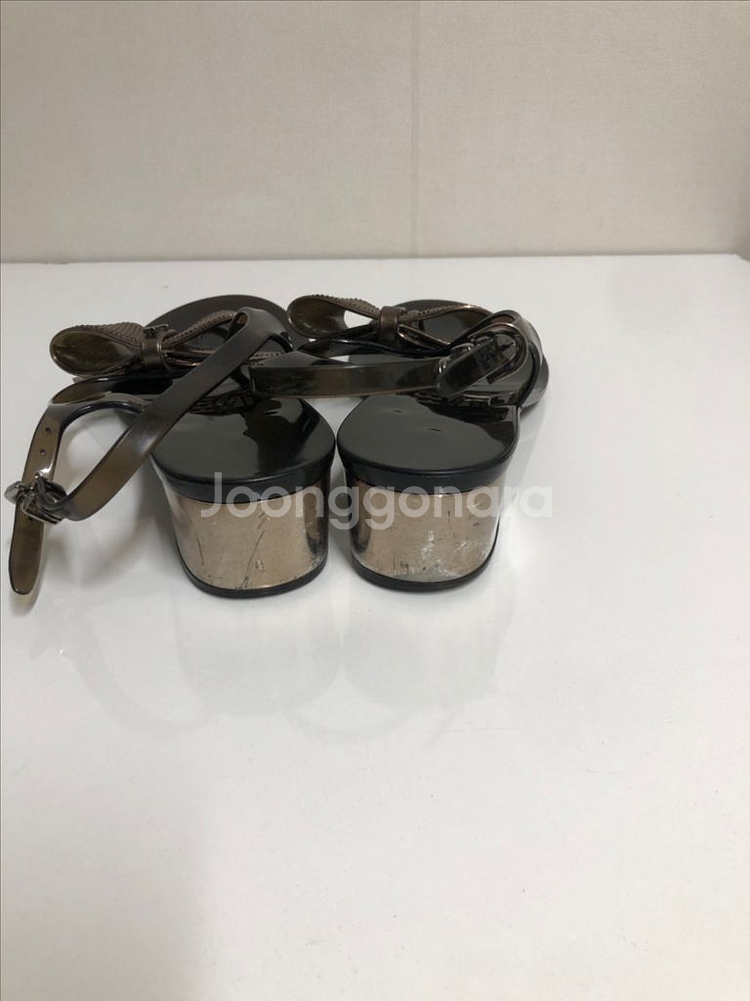 (225사이즈)페라가모 정품 썬샤인 젤리 샌들 5--3