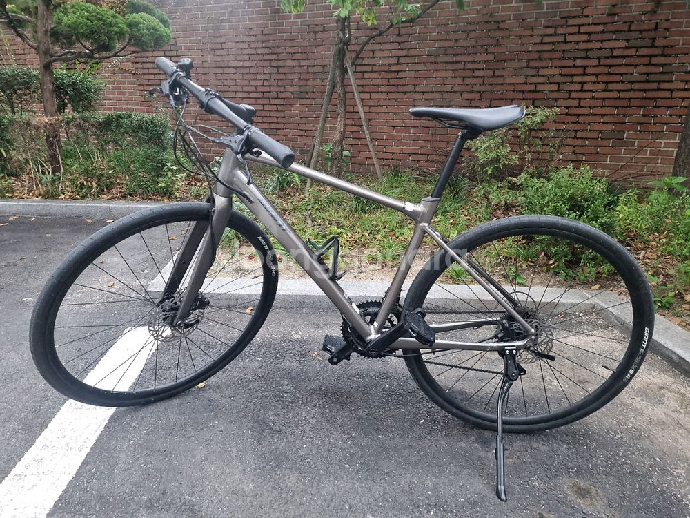 자이언트 패스트로드 SL1 22년식 M사이즈--0