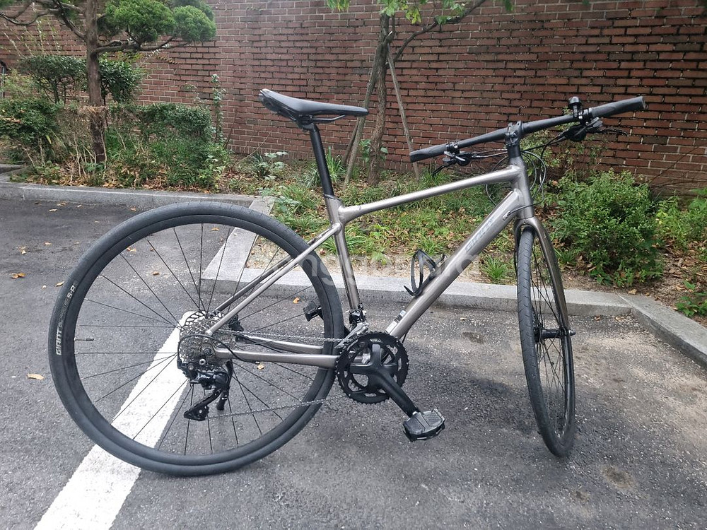 자이언트 패스트로드 SL1 22년식 M사이즈--1