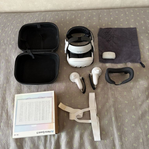 메타 퀘스트3 VR 128GB 풀박스 + 각종용품