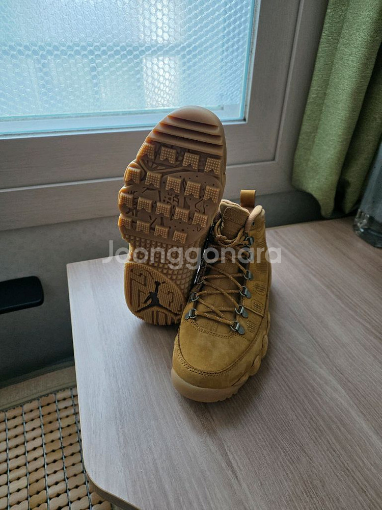 에어 조던 9 레트로 부츠 260사이즈 팜 19만--7