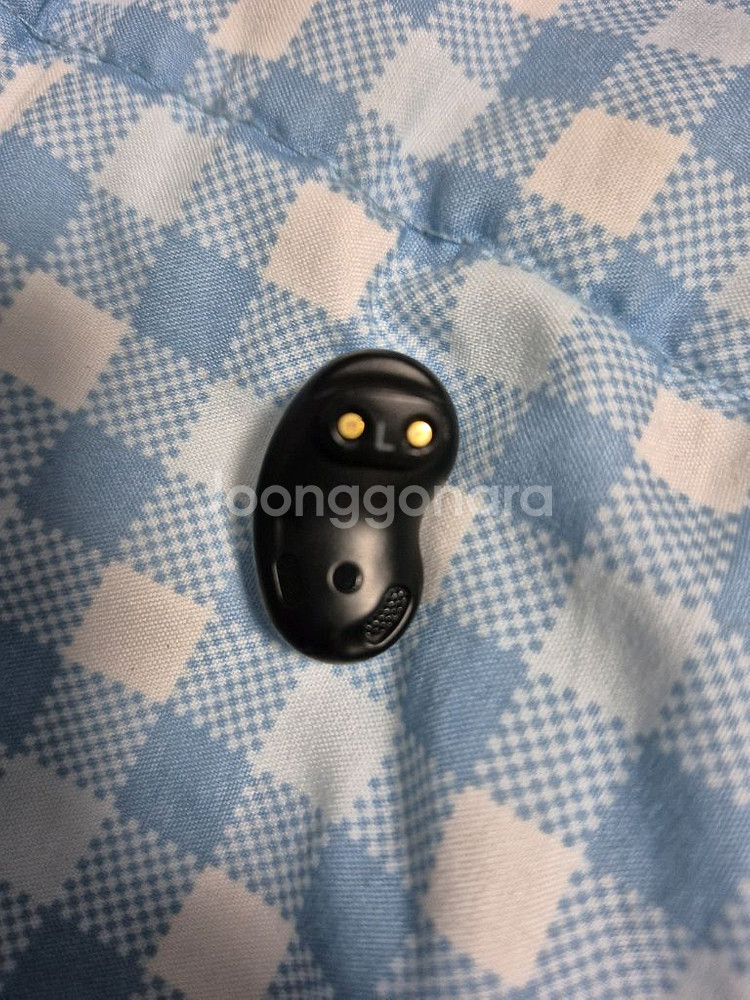 버즈라이브 블랙 왼쪽--1