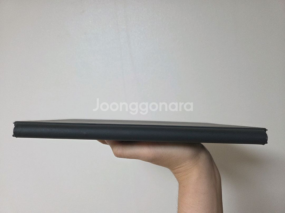 아이패드 매직키보드 블랙 정품 팔아요! 박스포함--4