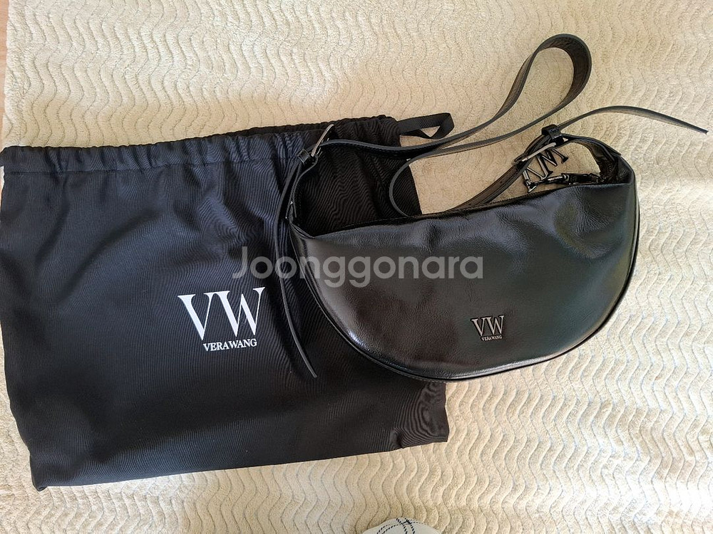 베라왕 크루아상 백(블랙)--0