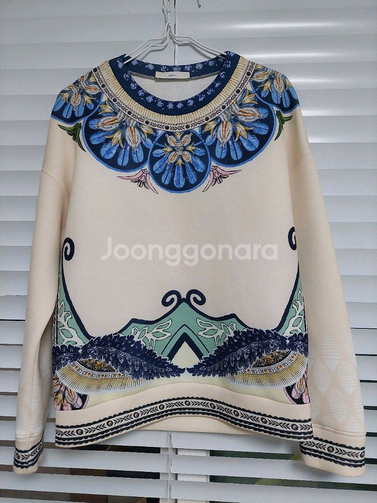 듀엘 세탁 겨울도톰 맨투맨 티셔츠 상태굿--0