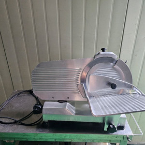 햄슬라이서, 이태리 설먼 MIRRA 275