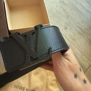 정품 루이비통 M6897 남성 벨트 블랙