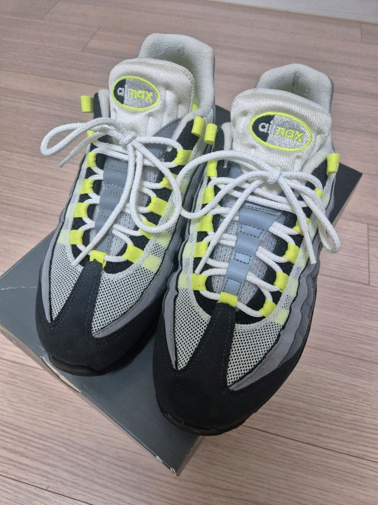 나이키에어맥스95OG 네온 엘로우(형광) 260 특A급 팝니다--1