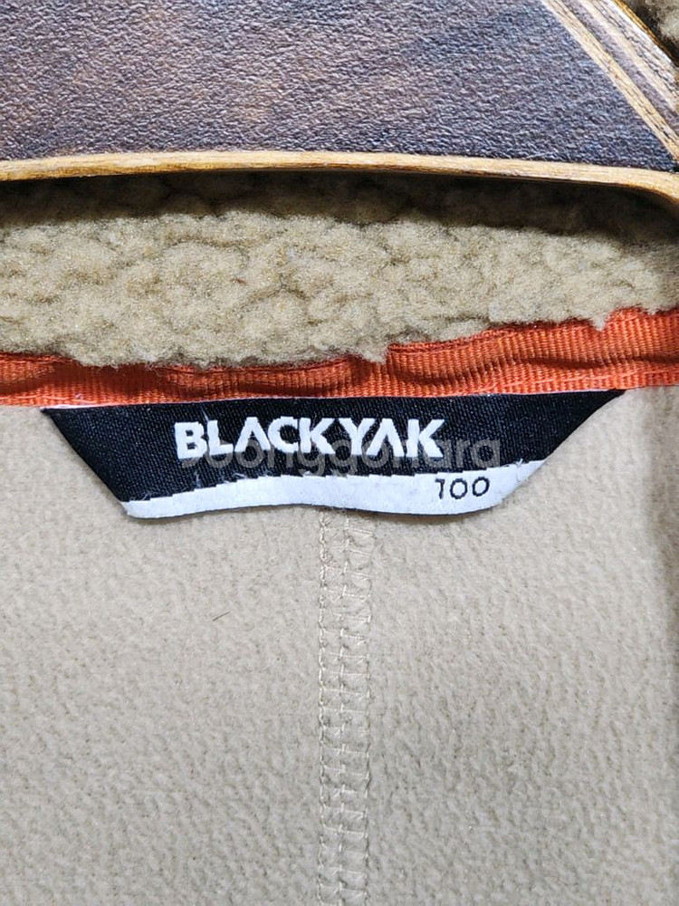 블랙야크 플리스 점퍼 베이지 뽀글이 후리스 자켓--2