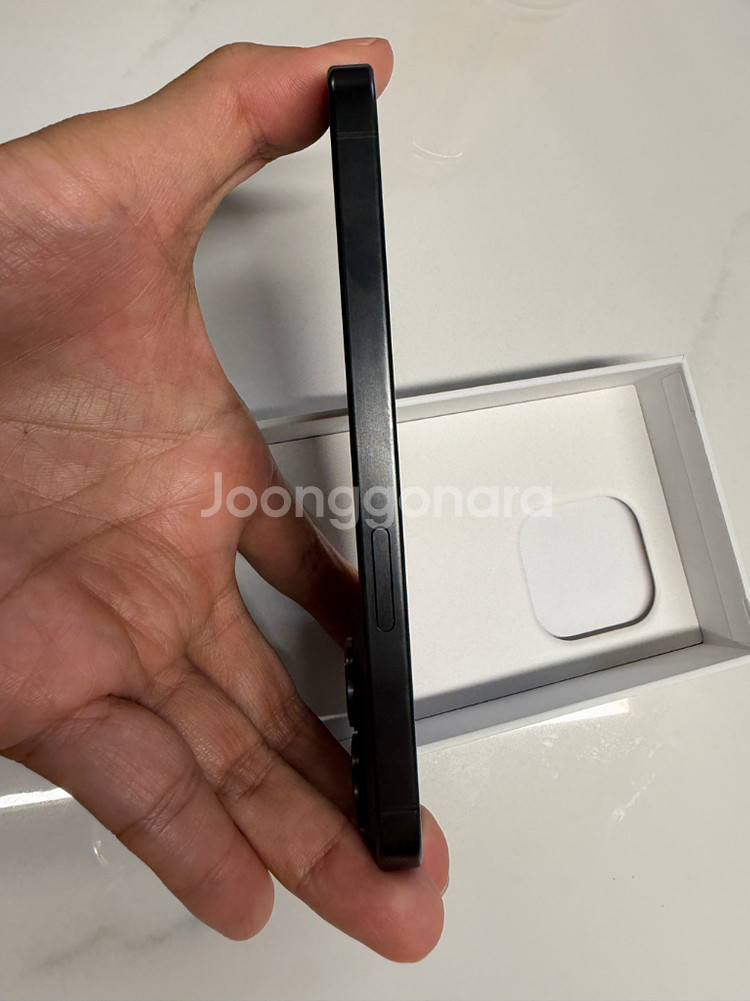 아이폰15pro 256gb--4