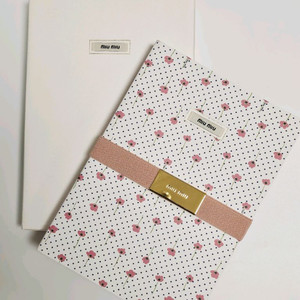 미우미우 플라워 노트 3종 세트